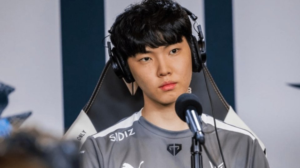 开云- faker职业比赛视频 