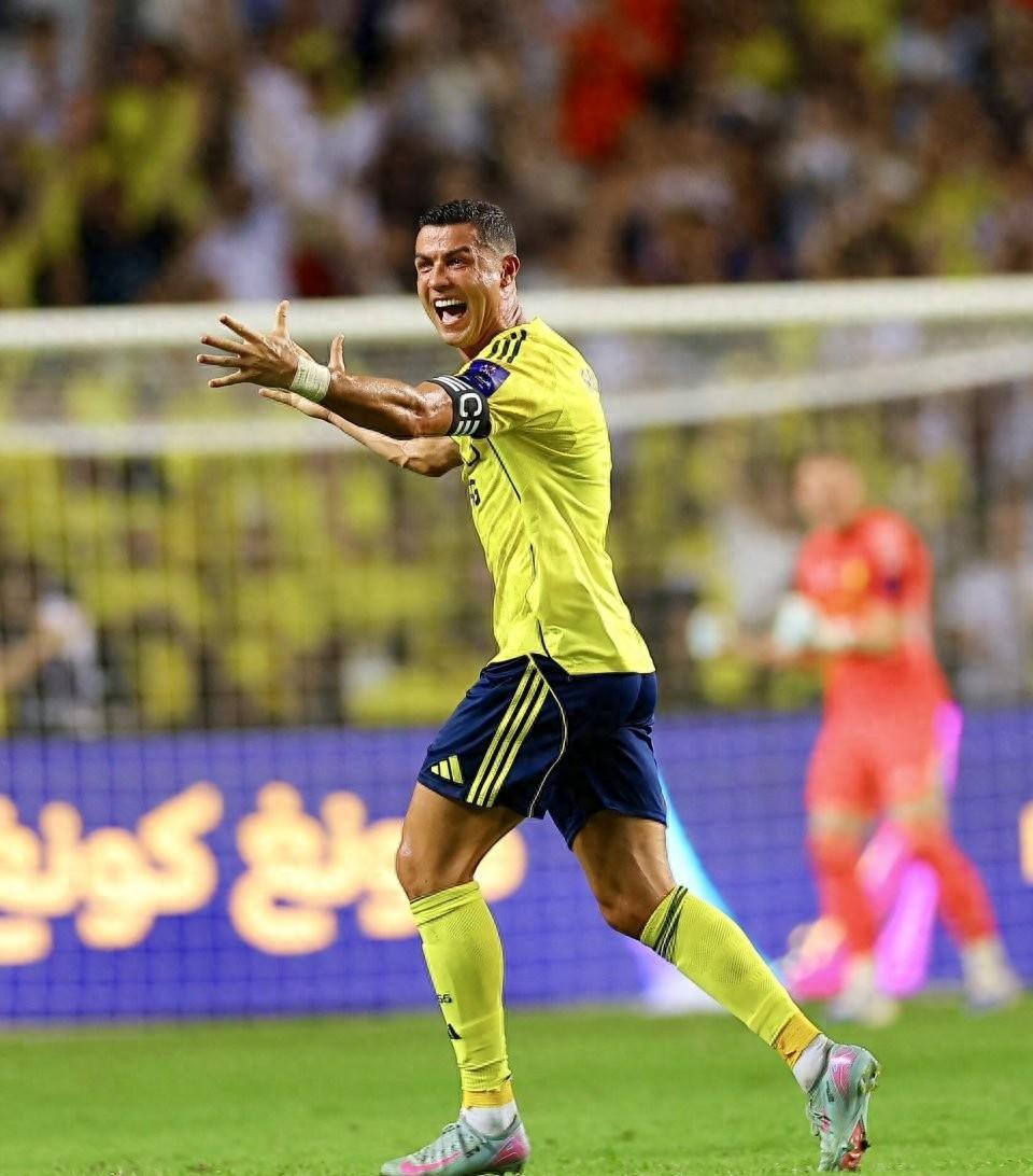 开云体育- c罗赛事官方发布突破纪录新规,拜仁争议不断的原因 